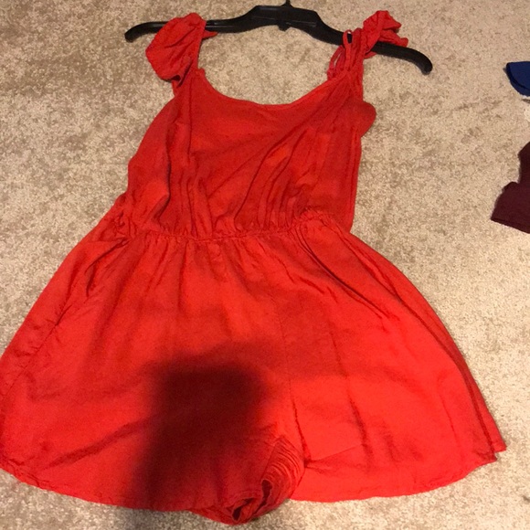 Red romper - Picture 1 of 1